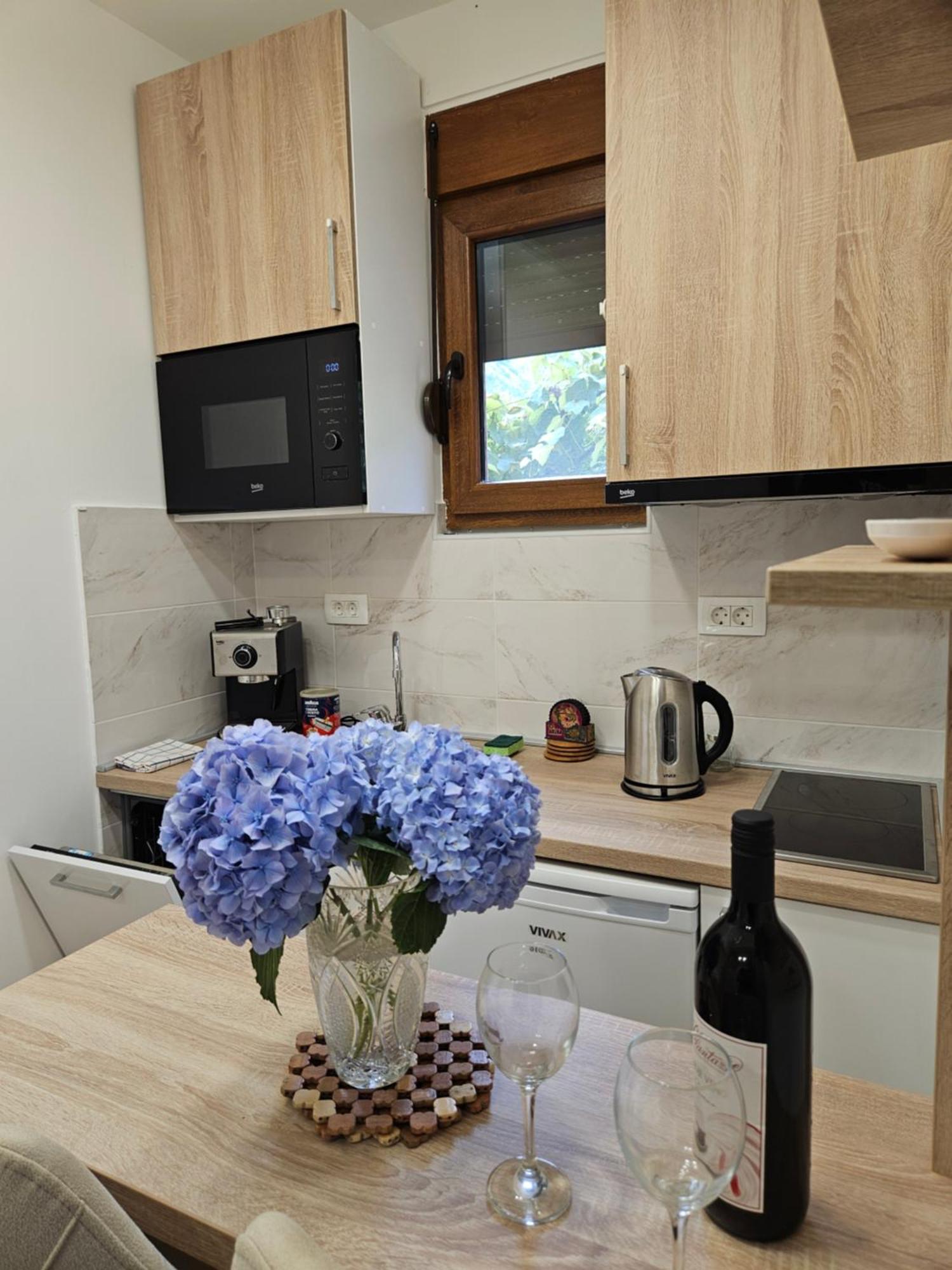 Apartment Vento Di Bocche III Котор Екстериор снимка